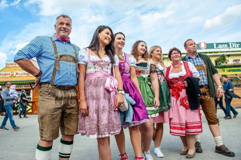 Oktoberfest dess. 4